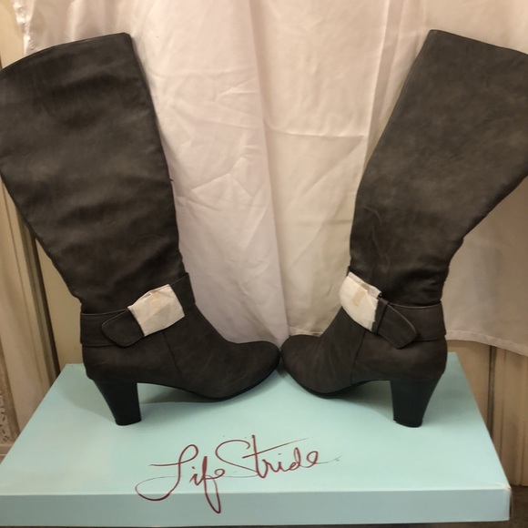NWOT Life Stride tall boots. Size 8.5 medium - Picture 3 of 6